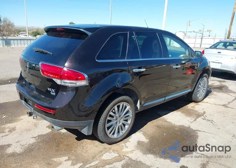 2013 Lincoln Mkx z USA, uszkodzony, nr VIN 2LMDJ8JK8DBL46458